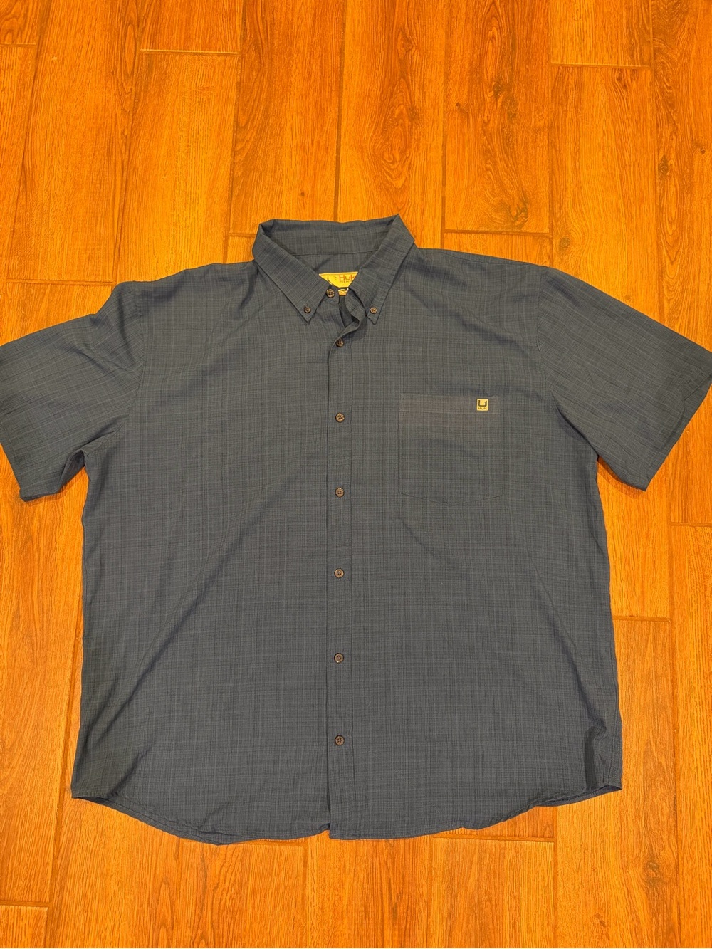 Huk Short-Sleeve Button-Down Shirt in Slate Blue / men’s 3XL